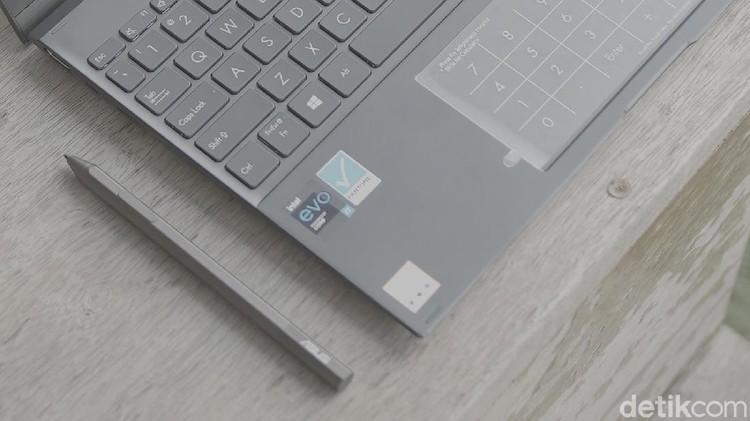 Asus ZenBook Flip 13 Asus ZenBook Flip 13