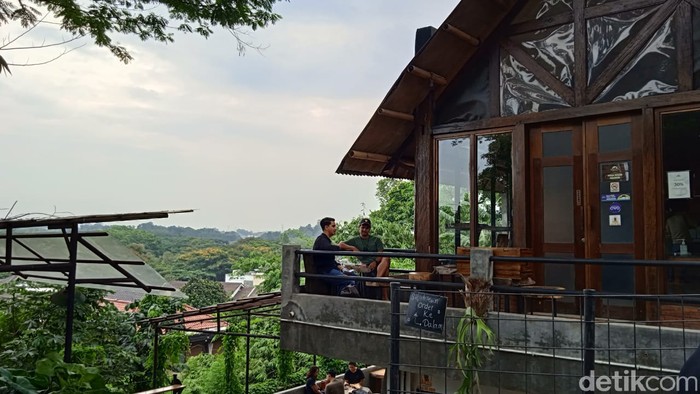 Brothers Coffee : Serasa di Dago! Ngopi di Brothers Coffee Serpong Bisa Lihat Pemandangan dari Ketinggian Brothers Coffee : Serasa di Dago! Ngopi di Brothers Coffee Serpong Bisa Lihat Pemandangan dari Ketinggian