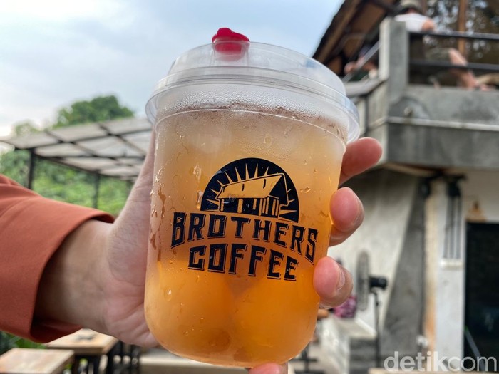 Keren! Ngopi di Brothers Coffee Bisa Sekalian Lihat Pemandangan