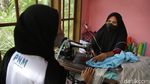 Holding UMi Bikin Emak-emak di Desa Bisa Nabung Tanpa ke Bank