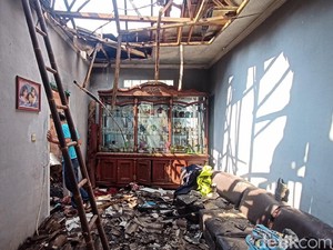 Rumah Terbakar Dipicu Elpiji Bocor di Bandung, 8 Orang Luka