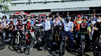Ajakan itu disampaikan LaNyalla saat Gowes Santai Bersama Senator untuk memeriahkan HUT ke-17 DPD RI di Lapangan Nusantara, Komplek DPR/MPR/DPD, Senayan, Jakarta, Sabtu (25/9/2021) pagi.