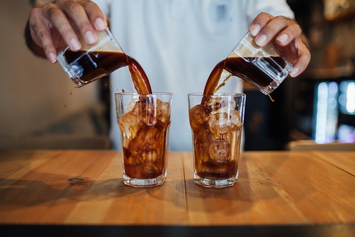 Serupa tapi Tak Sama! Ini 5 Perbedaan Es Kopi dan Cold Brew