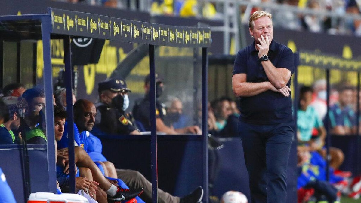 Ronald Koeman diskorsing dua pertandingan (AP/Miguel Morenatti)