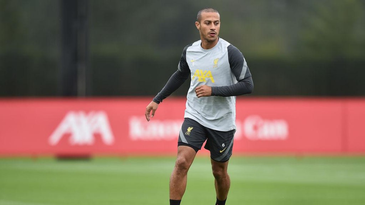 Thiago Alcantara cedera lagi (Getty Images/Nathan Stirk)