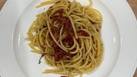 Foto spaghetti ini terlihat enak ya? Siapa sangka Dikta membuatnya sendiri lho! Ia menyukai racikan aglio olio yang gurih pedas.