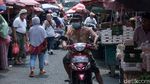 Begini Ramainya Pasar Kebayoran Lama Saat Akhir Pekan
