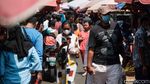 Begini Ramainya Pasar Kebayoran Lama Saat Akhir Pekan