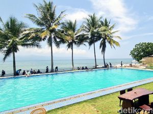 La Plage, Surga Tersembunyi di Teluk Palabuhanratu
