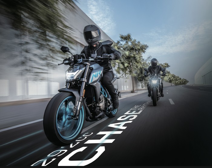 CFMoto 250NK CFMoto 250NK