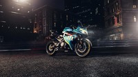 Lini motor 250 cc yang akan dimasukkan oleh CFMoto sebagai awalan adalah CFMoto 250SR dan CFMoto 250NK. Indra Gumay selaku General Manager 3S Marketing PT. MForce Indonesia, memastikan bahwa saat ini CFMoto sedang dalam tahap pengurusan surat-surat dan kelengkapan untuk motor 250 cc yang akan mereka rilis di tahun depan. Foto: dok. CFMoto Global