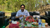 Menteri Desa Pembangunan Desa Tertinggal dan Transmigrasi (Mendes DTT) Abdul Halim Iskandar takjub dengan pesona Desa Nglobo di Kecamatan Jiken, Kabupaten Blora. Dia menyebut Desa Nglobo sebagai Texas-nya Indonesia. (Febrian Chandra/detikTravel)