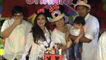 Begini Keakraban Olivia, Putri Nia Daniaty Saat Makan Bersama Keluarga