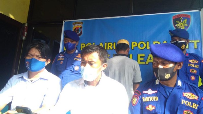 Konpers penangkapan nelayan yang pakai bahan peledak di perairan bagian selatan Pulau Komodo, Manggarai Barat