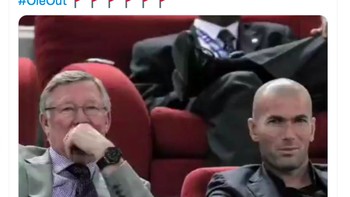 Hanya masalah waktu, mari bersiap menyambut era baru, tulis netizen ini yang berharap Zinedine Zidane segera menggantikan Ole. Foto: Twitter