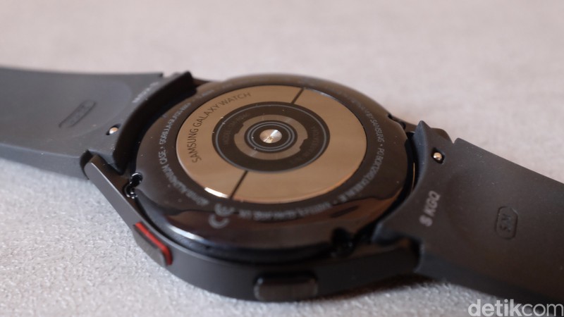 Samsung Galaxy Watch 4