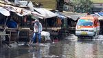 Tak Sampai Sejam Diguyur Hujan, Jalan Sudirman Bandung Tergenang