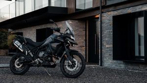 Moge Triumph Edisi James Bond, Cuma Ada 250 Unit