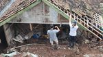 Waduh, Rumah Rusak-Jalan Tertimbun Gegara Longsor di Ciamis