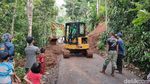 Waduh, Rumah Rusak-Jalan Tertimbun Gegara Longsor di Ciamis