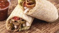 Di Kebab Mukhtar, bisa jajan kebab yang enak dengan kualitas premium tanpa perlu takut dompet jebol. Menu yang ditawarkan juga enak semuanya. Foto: Instagram Shop