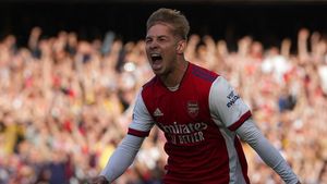 Arsenal Menangi Derby London Utara