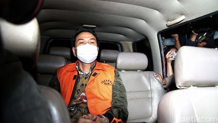 Biodata Azis Syamsuddin, Mundur dari Pimpinan DPR Usai Ditahan KPK