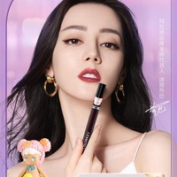 Kecantikannya membuat Dilraba Dilmurat dinobatkan sebagai wanita tercantik Asia pada 2017 oleh i-Magazine. Pada 2018, gelar yang sama diraih wanita keturunan Uighur ini. Foto: Dok. Facebook