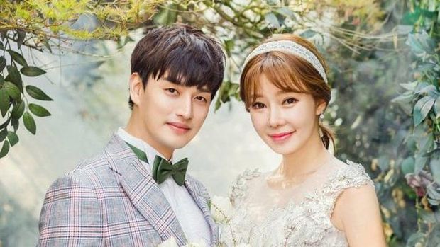 Eli eks U-KISS dan Ji Yeon Soo