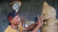 Gerabah bikinan Saung Deddy Keramik dijual dengan harga berkisar dari Rp 50 ribu hingga jutaaan rupiah.