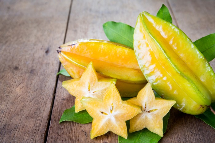 Ilustrasi buah belimbing