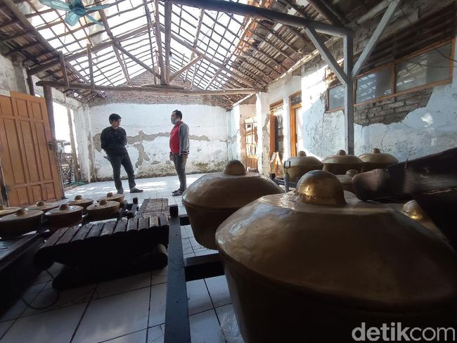Kisah ambruknya sanggar wayang wong tertua di Cirebon