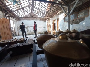 Kisah Ambruknya Sanggar Wayang Wong di Cirebon Saat Mencoba Bangkit