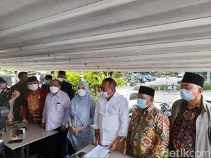 Tuding Ilegal, 7 Fraksi DPRD DKI Tolak Hadiri Paripurna Interpelasi Anies