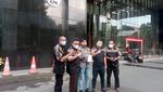 Laporkan Dugaan Kelebihan Bayar BUMN ke KPK