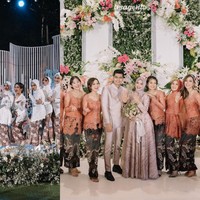 Dekorasi di acara lamaran Lesti dan Ricis pun disesuaikan dengan warna busana yang dikenakannya. Begitu pula dengan busana para bridesmaidnya. Lesti memilih busana bridesmaid berwarna putih sedangkan Ricis memilih warna oranye. Foto: Instagram