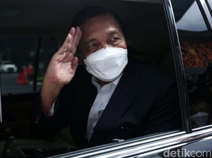 Jokowi Diserang dan Dibela Usai Pilih Luhut Lagi