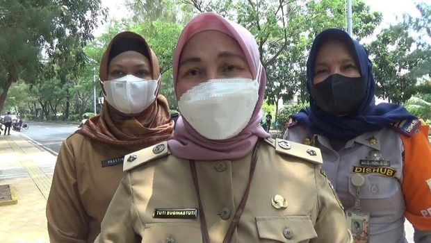 Lurah Kayu Putih menjelaskan asal usul dibuatnya 'polisi tidur' di Jl Pulomas Raya yang diprotes pesepeda