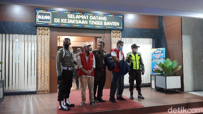 Mantan Sekdis Dindikbud Banten tersangka korupsi uji kelayakan SMA