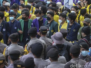 5 Tuntutan Massa BEM SI ke Jokowi-Firli Sebelum Tinggalkan KPK