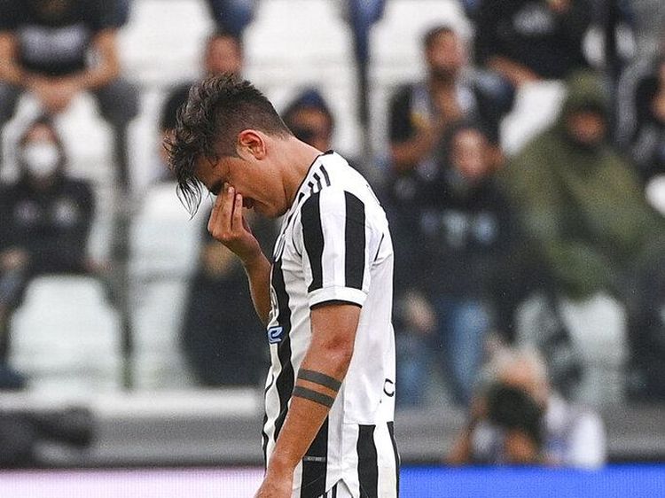 Air Mata Paulo Dybala