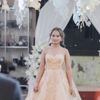 Kisah Rita dimulai tahun 2016 saat dia secara tidak sengaja difoto oleh fotografer Filipina Topher Quinto Burgos. Kala itu, Rita tengah meminta-minta di jalanan. Saat itu usia Rita masih 13 tahun. Foto: dok. Instagram/@itsritagaviola