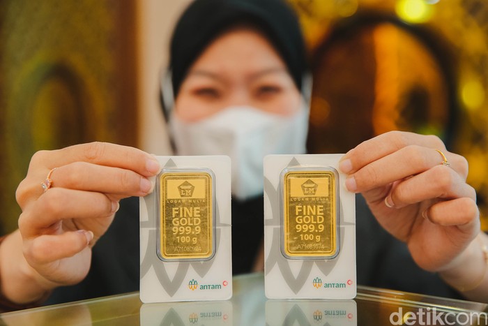 BRI, Pegadaian, dan PNM resmi melebur dalam Holding Ultra Mikro (UMi). Nantinya Pegadaian akan disulap menjadi bank bullion atau bank yang bisa menerima transaksi emas.