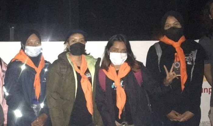 Bantu mencari pendaki hilang di Gunung Guntur