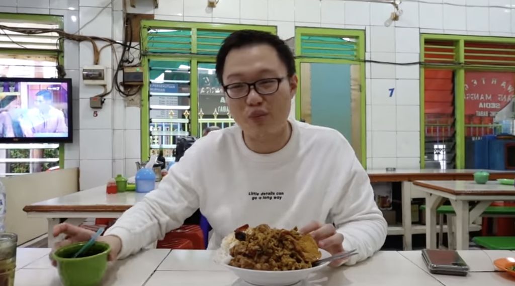 Warteg Gang Mangga Disebut Warteg Termahal di Jakarta, 5 YouTuber Ini Akui Kelezatannya