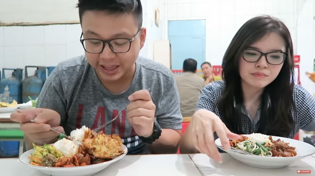 Warteg Gang Mangga Disebut Warteg Termahal di Jakarta, 5 YouTuber Ini Akui Kelezatannya