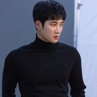 Bintang serial ‘My Name’ dan ‘Yumi’s Cells’ Ahn Bo Hyun adalah seorang petinju sebelum terjun ke dunia akting. Ia menekuni olahraga tinju saat SMP dan SMA. Sepanjang kariernya sebagai petinju, Ahn Bo Hyun sudah meraih beberapa medali emas. Foto: dok. Instagram @bohyunahn