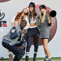 Alica Schmidt juga menyampaikan rasa bahagia dan bangganya terpilih tampil di Milan Fashion Week. “Semua ini masih terasa tidak nyata dan semua ini benar-benar tidak aku rencanakan. Terkadang memang kita memang harus ambil kesempatan yang ada. Dan aku senang aku melakukannya, mencoba pengalaman baru,” tulisnya. Foto: Instagram @ alicasmd