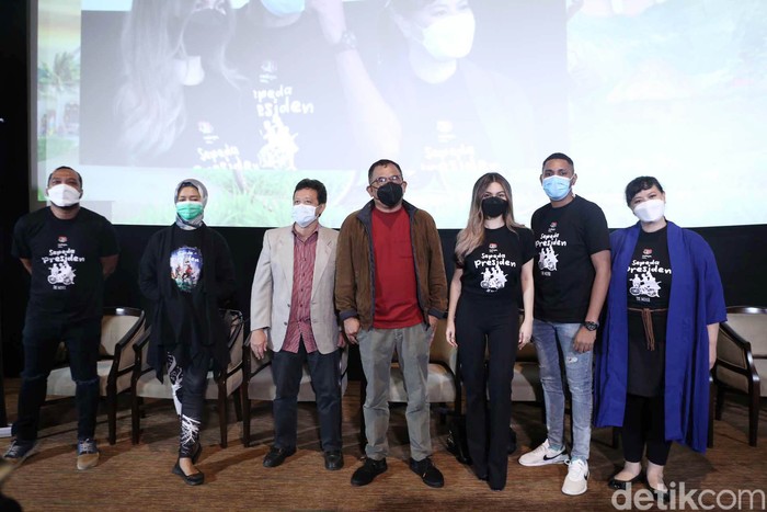 Ariel Tatum Ariel Tatum saat hadiri acara film terbarunya yakni Sepeda Presiden di Djakarta Theater.