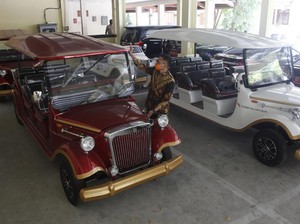 Polemik Mobil Listrik Wisata Solo hingga Menhub Turun Tangan